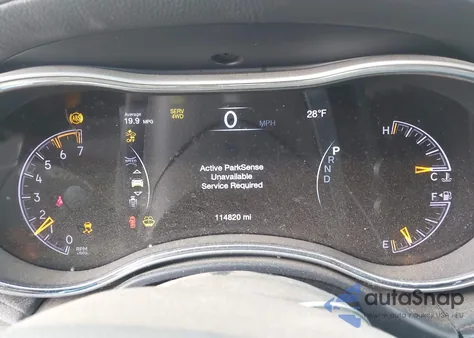 2018 Jeep Grand Cherokee Summit z USA, uszkodzony, nr VIN 1C4RJFJT2JC191047